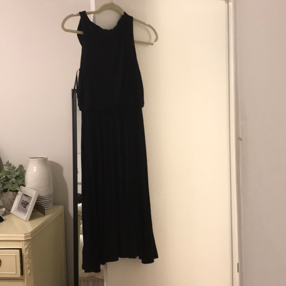 Black LOFT midi cotton dress. keyhole back.
